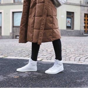 Groundies Universe HiTop Unisex Leather Sneakers Sz EU 41